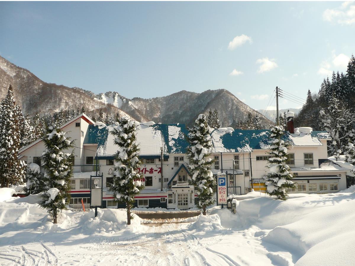 Kagura White Horse Inn Юзава Екстериор снимка